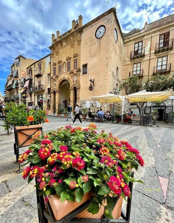 Familyholidays La Finestra Di Fronte Cefalu Ngoại thất bức ảnh
