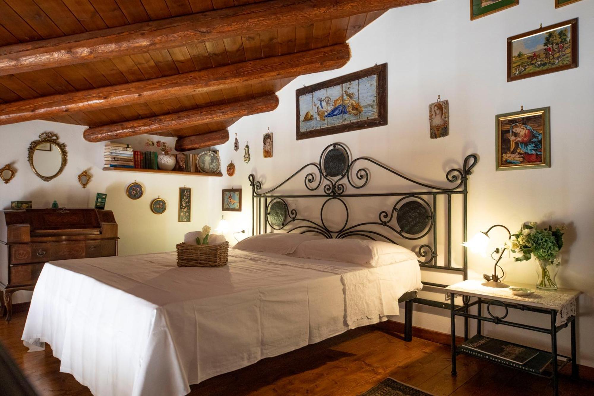 Familyholidays La Finestra Di Fronte Cefalu Ngoại thất bức ảnh