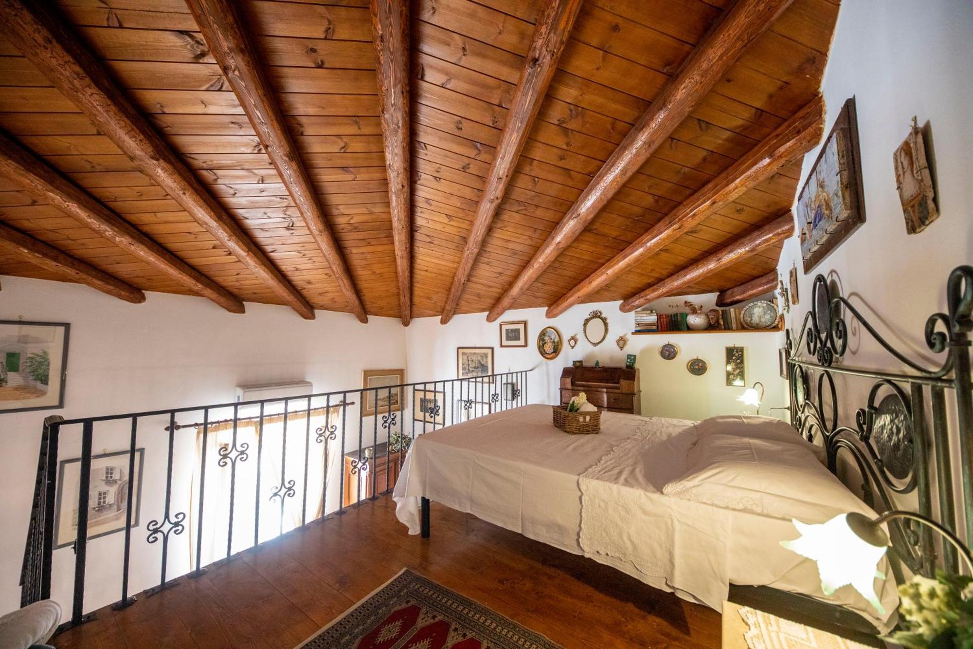 Familyholidays La Finestra Di Fronte Cefalu Ngoại thất bức ảnh